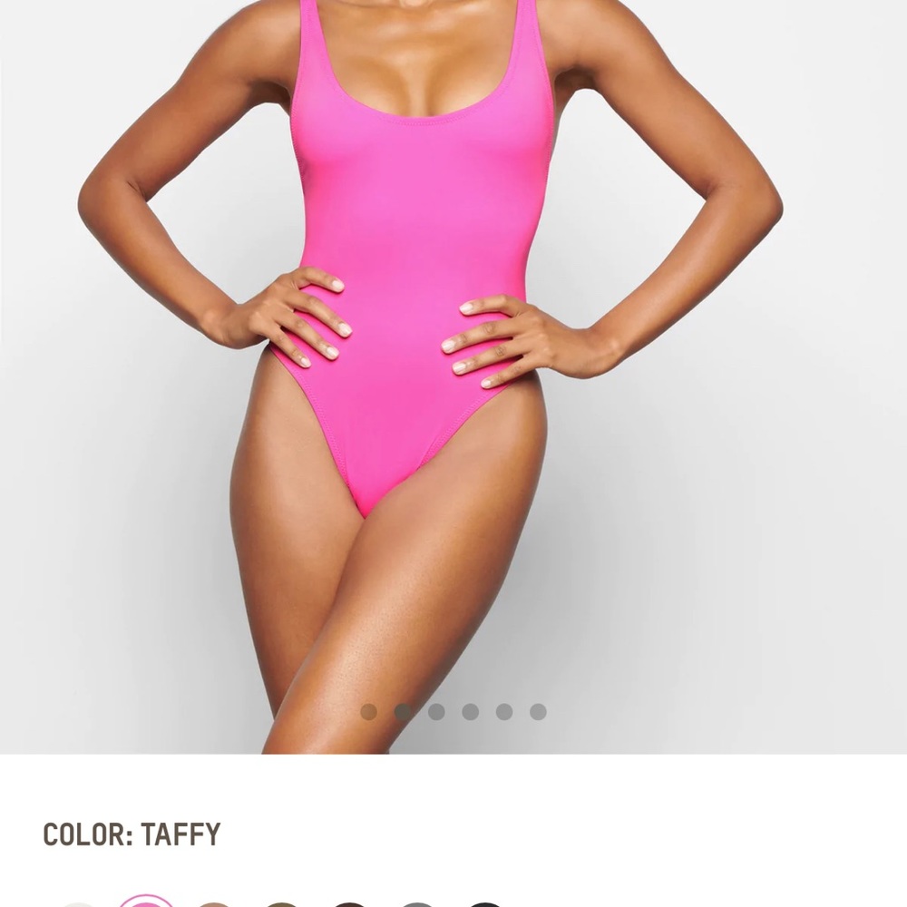 SKIMS ONE PIECE SWIM IN TAFFY